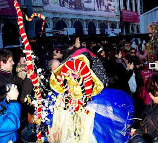 Kostüme-Masken-Show Venedig 2011
