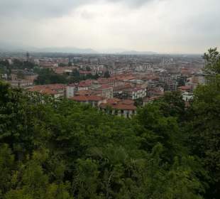 Bergamo von der Altstadt aus