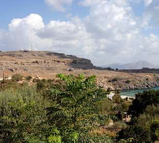 Widok przed wejściem na Akropol