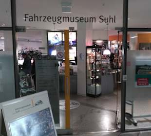 Eingang zum Fahrzeugmuseum
