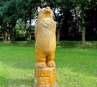 Der hölzerne Bienenbär Bruno 