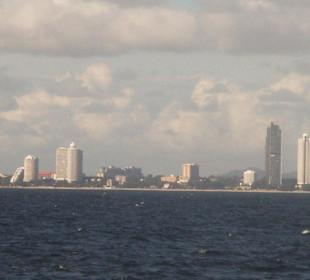 Pattaya mal vom Wasser aus gesehen