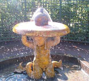 Brunnen Park Peterhof
