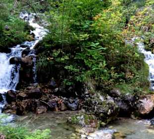 2 kleine Wasserfälle am Gießenbach