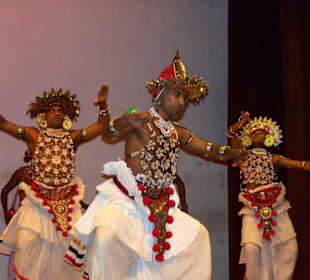 Kandy-Tänze