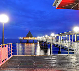 Seebrücke Heringsdorf bei Nacht