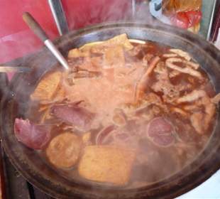 Lecker? Suppe aus Eingeweiden