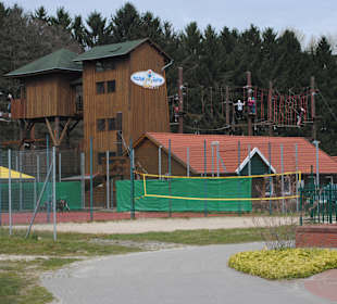 Kostenpflichtiger Kletterturm