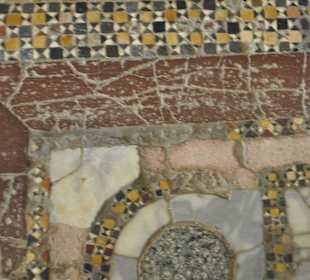 Antike Bodenfliesen