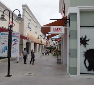 Einkaufsstraße im Center