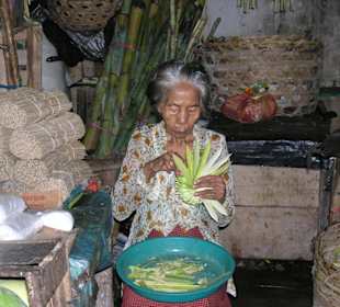 Marktfrau in Denpasar