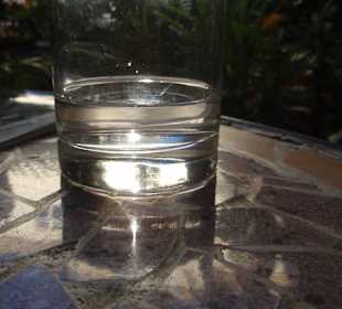 Immer ein Wasser dazu