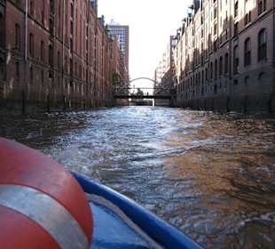 In den Schluchten der Speicherstadt
