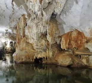 Impressionen von der Wanderung durch die Grotte