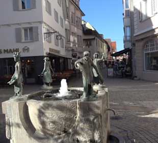 Vierjahreszeit-Brunnen