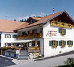 Aussenansicht mit Terrasse