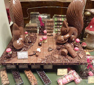 Sklep z pamiątkami w Galeries Royales Saint-Hubert