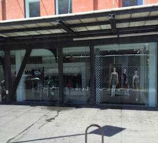 Diane von Fuerstenberg Store