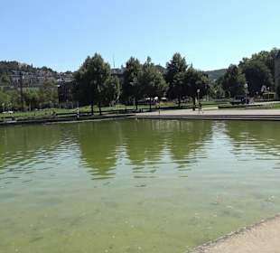Statuen am Schlossplatz