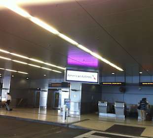 Miami Airport Checkin