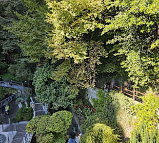 Grotta Cascata Varone