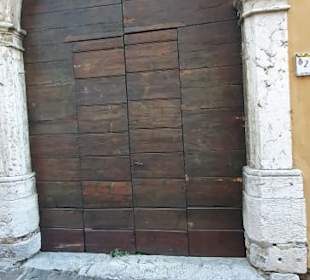 Die alten Eingangstüren