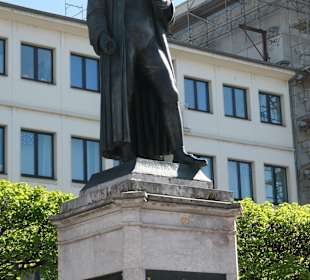 Das Gutenberg-Denkmal in Mainz am Gutenbergplatz