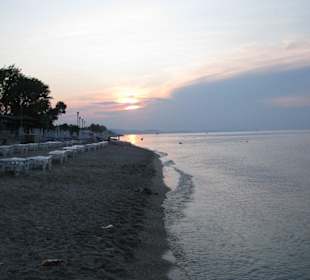 Strand zur Abenddämmerung