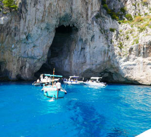 Da warten noch viele Besucher auf Einlass