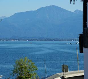 Herrlicher Blick auf dem See