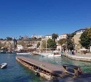 Hafen von Antalya in der Altstadt 