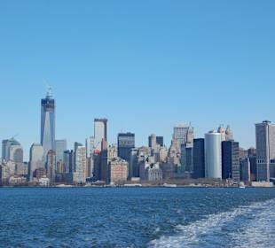 Blick auf Manhattan von der Fähre gesehen