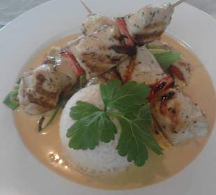 Hähnchenspiesse Thai-Curry Tomaten-Lauch Gemüse