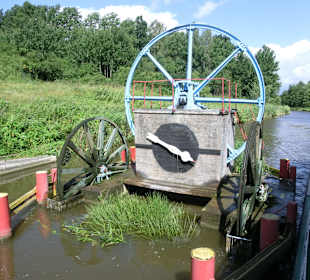 Der Pfeil zeigt dem Maschinisten was Phase ist