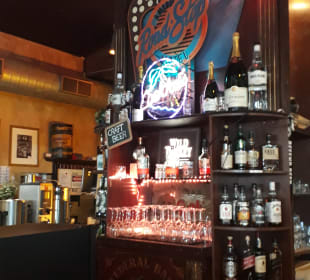 Restaurant Road Stop