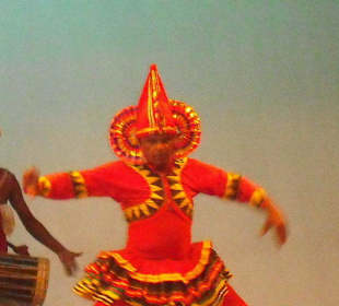 Kandy Dancer