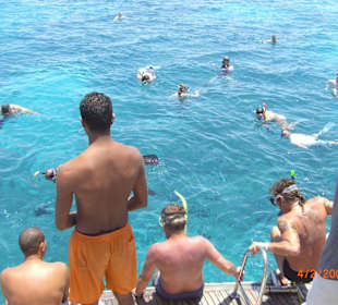 Fertig machen zum Schnorchelgang