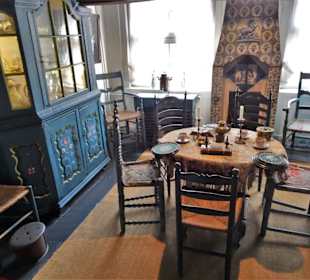 Rundgang durch die Museumsräume des Hauses Samson