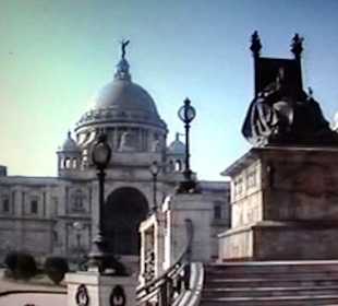 Viktoria Memorial mit Denkmal