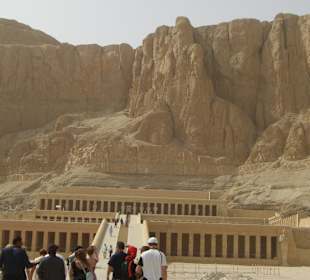 На экскурсии в Луксоре