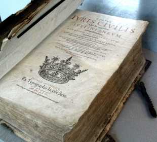 Altes Buch im Focke-Museum