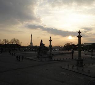 Place de la Concorde allora del tramonto