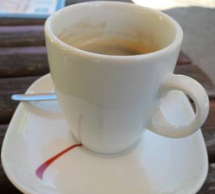 Kaffeepause auf dem Neroberg beim Rest. Der Turm