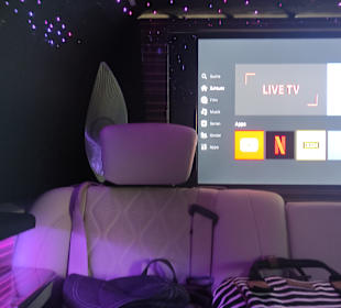 Queen VIP Transfer - Auto Innenraum 
