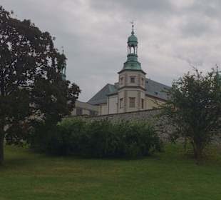 Widok Pałacu z ulicy Sienkiewicza