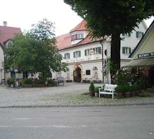 Tölzer Stüberl mit Biergarten 
