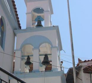 Kirche mit Glockenturm