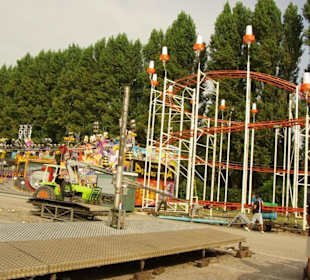 Luna Park Adriatico im September Abbau