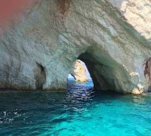 Blue Caves im Norden