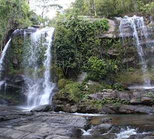 Wasserfälle in der Nähe der Lodge